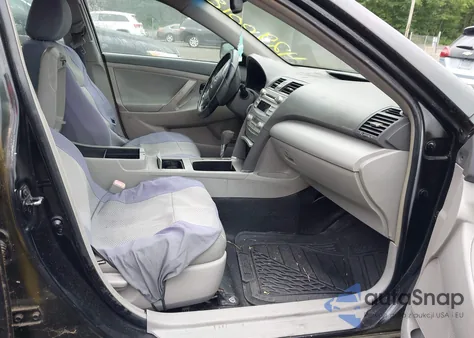 2010 Toyota Camry Hybrid Hybrid из США, поврежденный, VIN 4T1BB3EK5AU112488